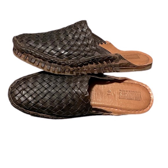 Mohinders Shoes - Mohinders woven charcoal slides